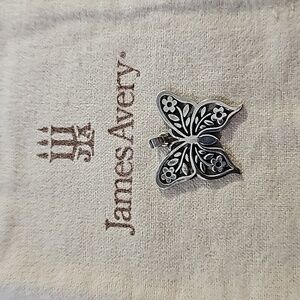 Retired James Avery Pendant